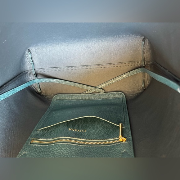 CUYANA Small Structured Leather Tote in Deep Ocean / Navy - Picture 13 of 15